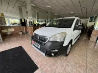 Usado Peugeot Partner Tepee Active 110 CV (80 kW) 2017 Blanco Monovolumen