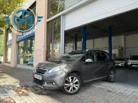Usado Peugeot 2008 Allure 92 CV (67 kW) 2013 Gris / plata SUV
