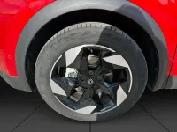 Usado Renault Captur Evolution 160 CV (117 kW) 2025 Rojo SUV