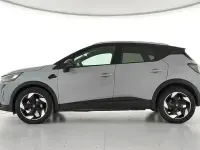 Usado Renault Captur Techno 100 CV (73 kW) 2025 Gris SUV