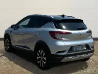 Usado Renault Captur Techno 90 CV (66 kW) 2024 Gris SUV