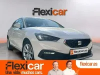 Usado Seat Leon Reference 115 CV (84 kW) 2022 Blanco Berlina