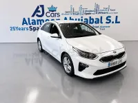 Usado Kia Ceed 100 CV (73 kW) 2021 Blanco Utilitario