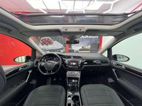 Usado VW Touran Sportline 150 CV (110 kW) 2015 Gris Monovolumen