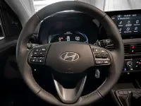 Usado Hyundai i10 67 CV (49 kW) 2024 Rojo Utilitario