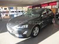 Usado Ford Focus Trend 120 CV (88 kW) 2020 Gris / plata Berlina