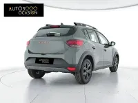 Usado Dacia Sandero Extreme 101 CV (74 kW) 2025 Verde Berlina