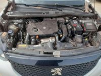 Usado Peugeot 2008 Active 110 CV (80 kW) 2022 Blanco SUV