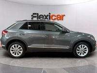 Usado VW T-Roc 110 CV (80 kW) 2023 Gris SUV