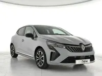 Usado Renault Clio V Techno 140 CV (102 kW) 2026 Gris Berlina