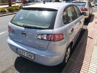 Usado Seat Ibiza 75 CV (55 kW) 2003 Gris / plata Utilitario