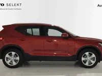 Usado Volvo XC40 Core 163 CV (119 kW) 2022 Rojo SUV