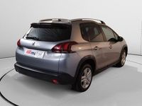 Usado Peugeot 2008 Signature Sky 82 CV (60 kW) 2019 Gris / plata SUV