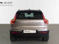 Usado Volvo XC40 Core 185 kW (252 CV) 2022 Gris SUV
