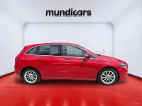 Usado Mercedes B200 163 CV (119 kW) 2019 Rojo Utilitario
