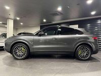 Usado Porsche Cayenne 462 CV (339 kW) 2022 Gris SUV