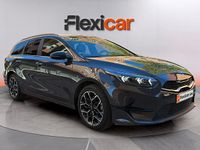 Usado Kia Ceed Style 100 CV (73 kW) 2025 Negro Utilitario