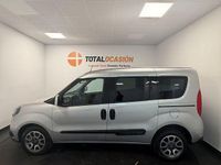 Usado Fiat Doblò Trekking 120 CV (88 kW) 2022 Blanco Monovolumen