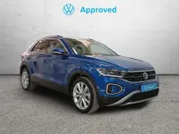 Usado VW T-Roc Edition 150 CV (110 kW) 2025 Azul SUV