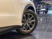 Usado Lexus LBX 136 CV (100 kW) 2024 Blanco SUV