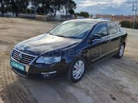 Usado VW Passat Highline 140 CV (102 kW) 2007 Negro Familiar