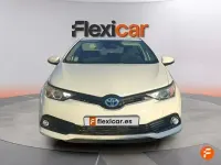 Usado Toyota Auris Hybrid Active 136 CV (100 kW) 2018 Blanco