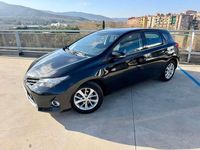 Usado Toyota Auris Active 132 CV (97 kW) 2015 Negro Utilitario