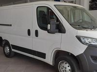 Usado Peugeot Boxer 120 CV (88 kW) 2023 Epr blanc icy Van