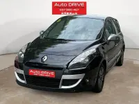 Usado Renault Scénic III 110 CV (80 kW) 2011 Negro Monovolumen