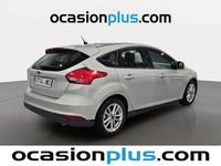 Usado Ford Focus Trend+ 125 CV (91 kW) 2017 Gris plata Utilitario