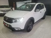 Usado Dacia Sandero Comfort 90 CV (66 kW) 2018 Blanco Utilitario
