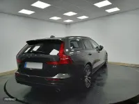 Usado Volvo V60 Momentum 197 CV (144 kW) 2022 Gris Familiar
