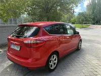 Usado Ford C-MAX Trend 115 CV (84 kW) 2011 Rojo Monovolumen