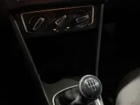 Usado VW Polo Advance 90 CV (66 kW) 2017 Marrón Utilitario