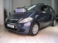 Usado Mercedes A160 Avantgarde 82 CV (60 kW) 2006 Azul Berlina