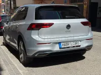 Usado VW Golf VIII GTE 245 CV (180 kW) 2022 Gris / plata Berlina