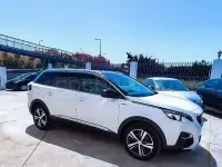 Usado Peugeot 5008 GT-line 130 CV (95 kW) 2020 Blanco SUV