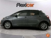 Usado Toyota Yaris Active 111 CV (81 kW) 2017 Gris Utilitario