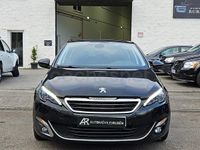 Usado Peugeot 308 Allure 120 CV (88 kW) 2017 Negro Berlina