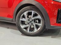 Usado Kia Stonic GT-Line 101 CV (74 kW) 2021 Rojo SUV