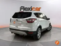 Usado Ford Kuga Titanium 120 CV (88 kW) 2018 Blanco SUV