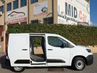 Usado Peugeot Partner Premium 100 CV (73 kW) 2021 Blanco Monovolumen
