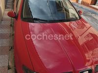 Usado Seat Leon Sport 150 CV (110 kW) 2004 Rojo Utilitario