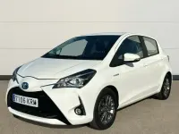 Usado Toyota Yaris Hybrid Active 100 HP (73 kW) 2018 Branco Sedan