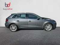 Usado Audi A3 Advanced 125 CV (91 kW) 2015 Gris / plata Berlina