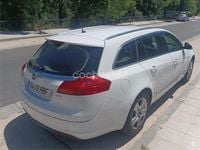 Usado Opel Insignia Selective 130 CV (95 kW) 2013 Blanco Familiar