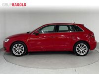 Usado Audi A3 116 CV (85 kW) 2017 Rojo Berlina