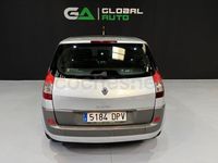 Usado Renault Scénic II Dynamique 100 CV (73 kW) 2005 Gris / plata Monovolumen