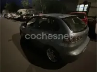 Usado Seat Ibiza Reference 85 CV (62 kW) 2006 Azul Utilitario