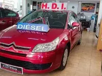 Usado Citroën C4 110 CV (80 kW) 2008 Granate Berlina